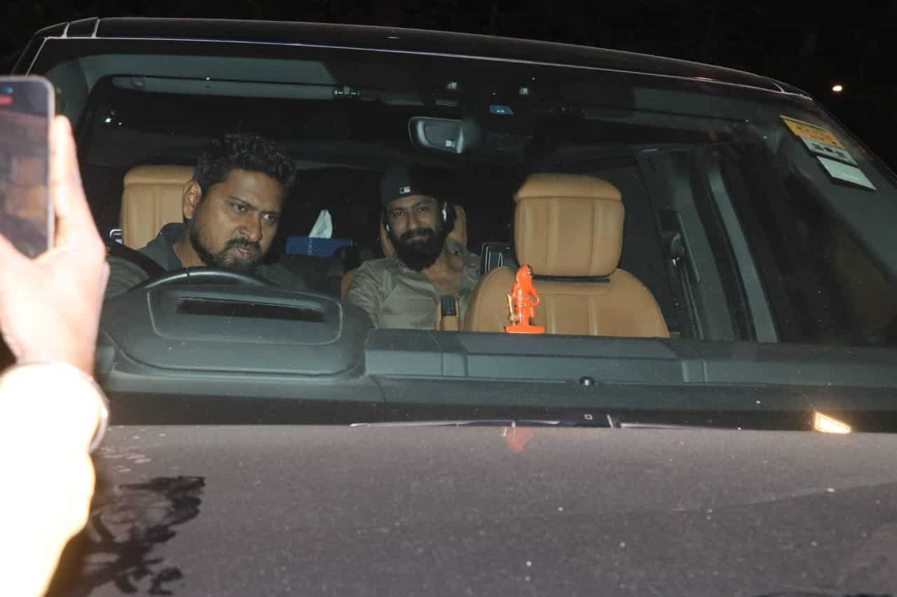 Vicky Kaushal and Ranbir Kapoor’s bromance at Sanjay Leela Bhansali’s ...