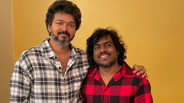 Yuvan Shankar Raja posts a picture of himself with Thalapathy Vijay; netizens wonder what's brewing