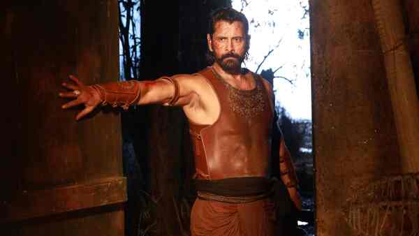 Chiyaan Vikram shares an emotional video thanking movie buffs for showering love towards Ponniyin Selvan