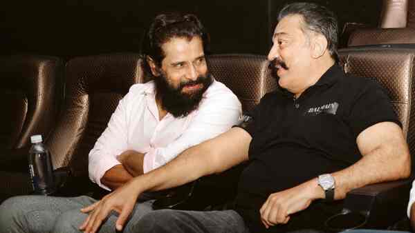 ​Ponniyin Selvan screening: When Chiyaan Vikram became a complete fanboy in front of Kamal Haasan