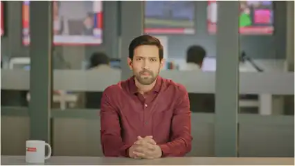 The Sabarmati Report - Vikrant Massey pays homage to people who lost their lives in the Godhra train burning incident 22 years ago | Watch