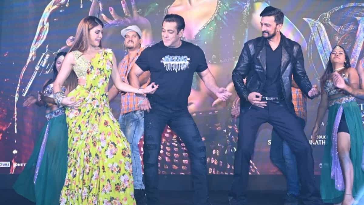 Salman does the viral Gadang Rakkamma hook step