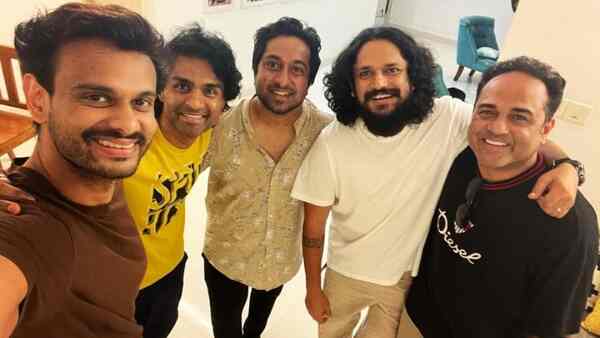 Vineeth Sreenivasan reunites with Varshangalkku Shesham producer Vishak Subramaniam; Read details