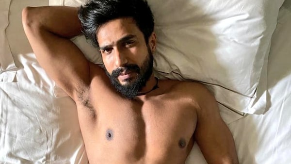 After Ranveer Singh, Vishnu Vishal poses 'almost nude' for pictures
