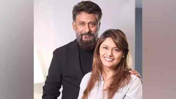 The Kashmir Files director Vivek Ranjan Agnihotri and Pallavi Joshi ring in their 25th anniversary