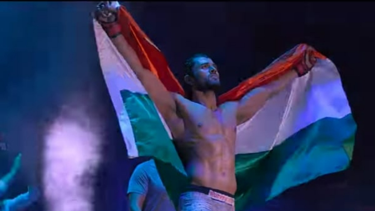 Liger song Waat Laga Denge: Vijay Deverakonda is unapologetic about his inner fire in spirited theme song