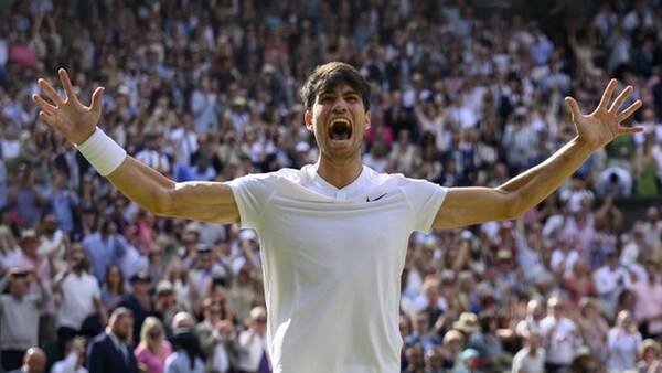 Wimbledon 2024: Carlos Alcaraz stuns Novak Djokovic for second consecutive title win