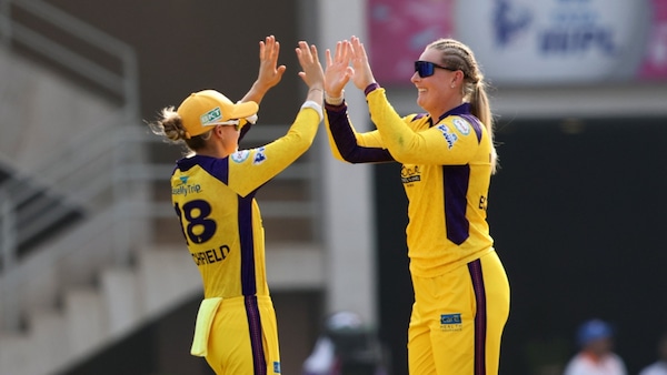 Sophie Ecclestone dismissed Beth Mooney in the first inning. Image | WPL