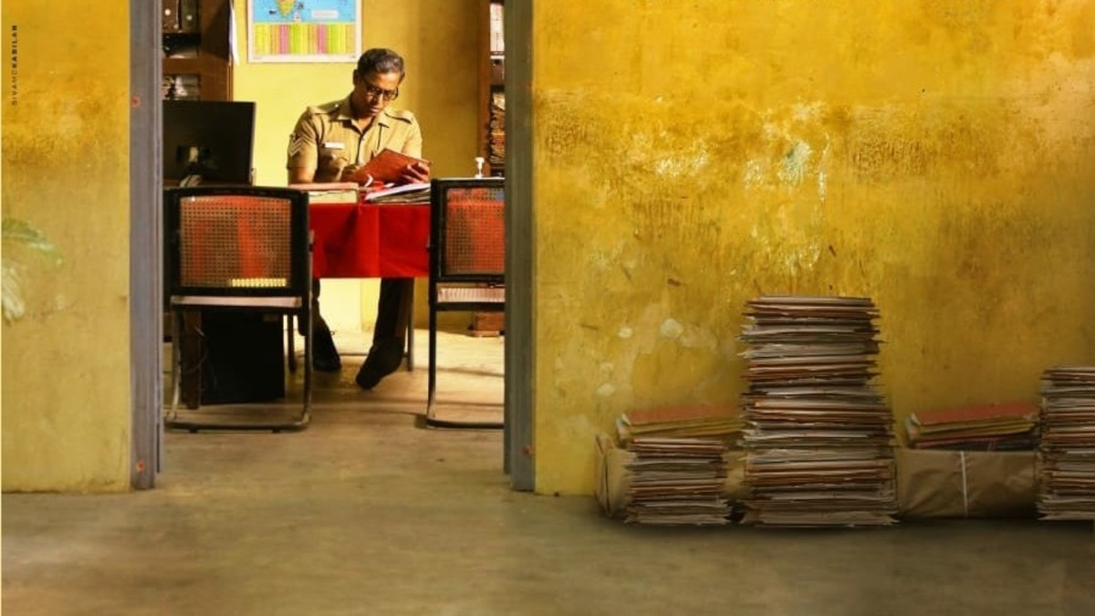 Writer teaser: Samuthirakani plays a powerless writer in the police force who takes up a sensational case