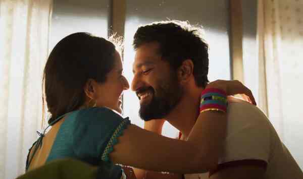 Zara Hatke Zara Bachke song Saanjha: Sara Ali Khan and Vicky Kaushal's track is heart-breaking yet soulful