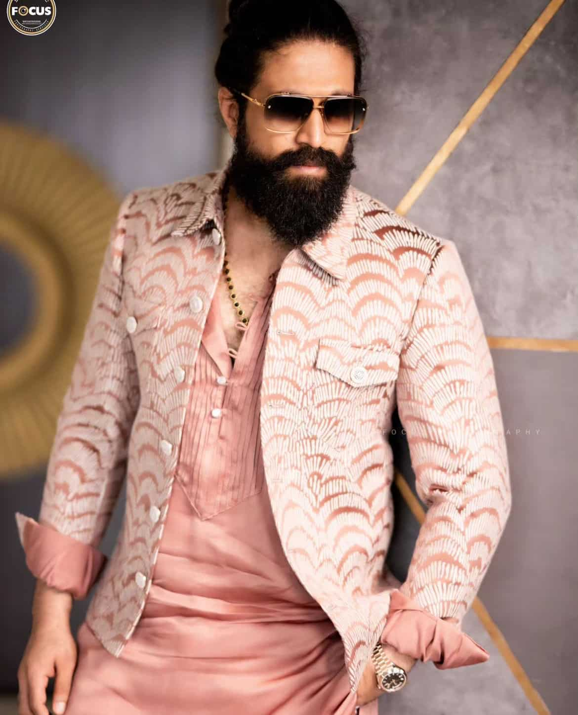 KGF Chapter 2 star Yash turns into a Tiger for his kids in this adorable  video that is winning hearts