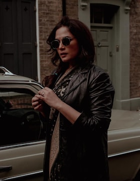 Richa Chadha brings back the vintage fashion of saree with a jacket