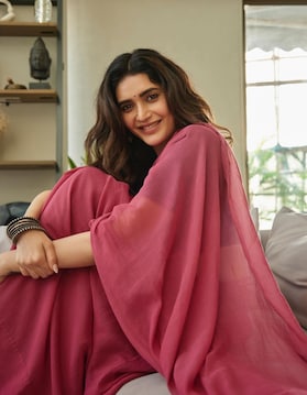 Karishma Tanna looks gorgeous in a cotton saree