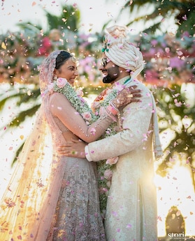 In pics: Rakul Preet Singh and Jackky Bhagnani are now Mr and Mrs Bhagnani