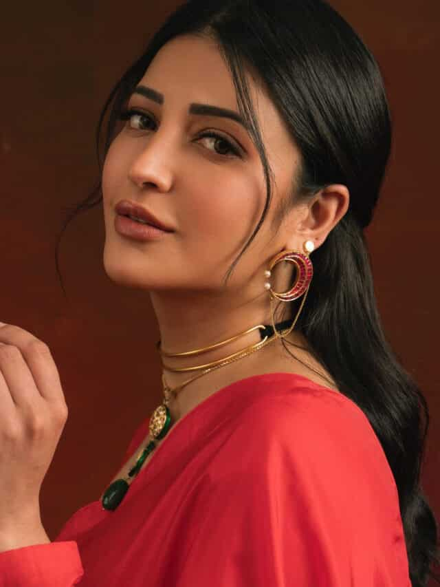 Don’t miss Shruti Haasan’s cocktail ring as she stuns in a red saree ...