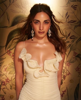 Kiara Advani’s THIS white dress is ideal for a brunch