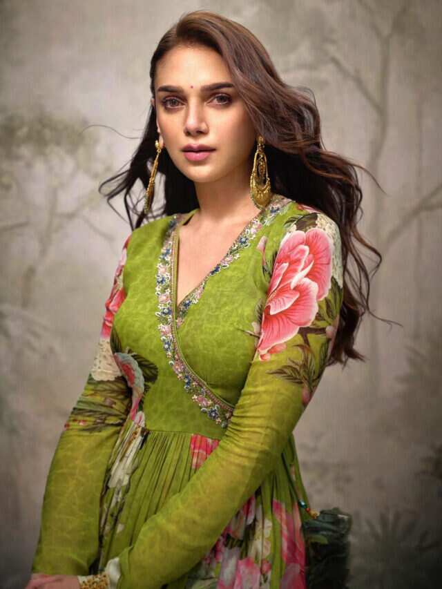 8 Aditi Rao Hydariapproved green looks for Navratri Day 2 tomorrow